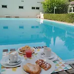 Magnolia & Breakfast Nocleg ze śniadaniem 4*