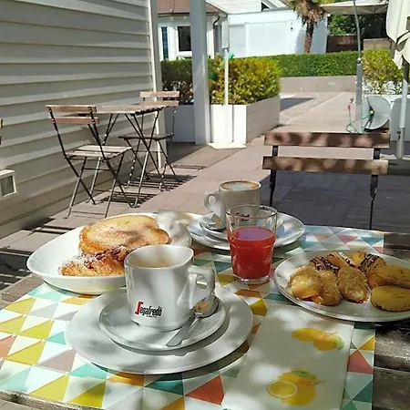 Bed and breakfast Magnolia & Breakfast 4*