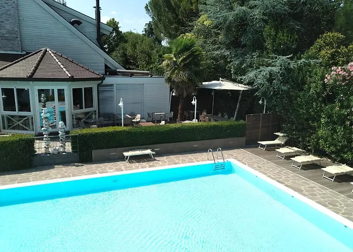 Magnolia Room&breakfast 4*